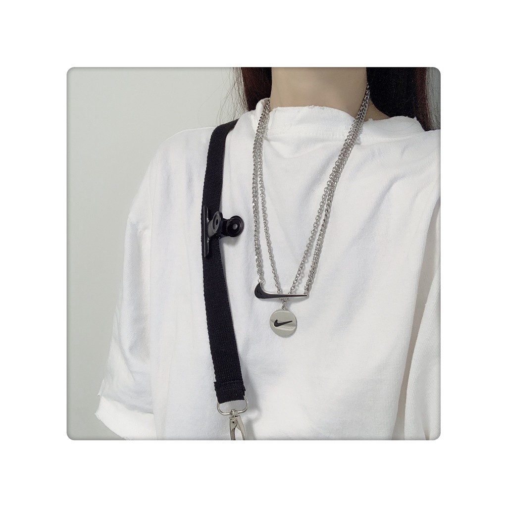 Dây Chuyền logo Phong Cách Hiphop không thể thiếu của các cô nàng cá tính DC01