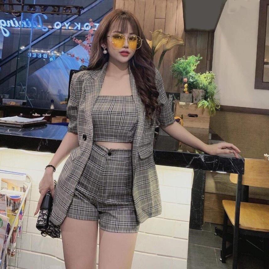 Sét Bộ Vets 3 Món KaRo Nền Xám  Đầm Nữ Cổ Tàu Sườn Xám Ôm BoDy Tay Ngắn Phù Hợp Đi Tới Sự Kiện, Tiệc ,Đi Chơi Phố  -TOMG