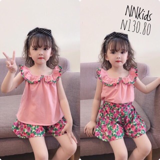 Set áo cổ bèo quần hoa cho bé gái