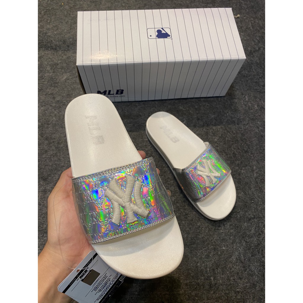 Dép m l b hologram nữ