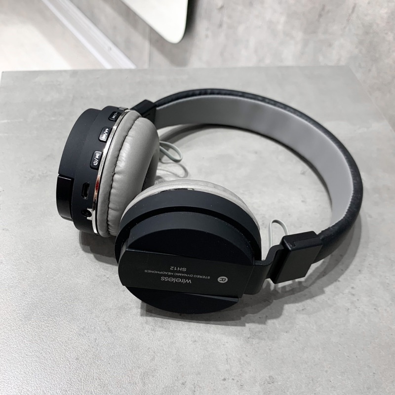 Tai nghe chụp tai bluetooth