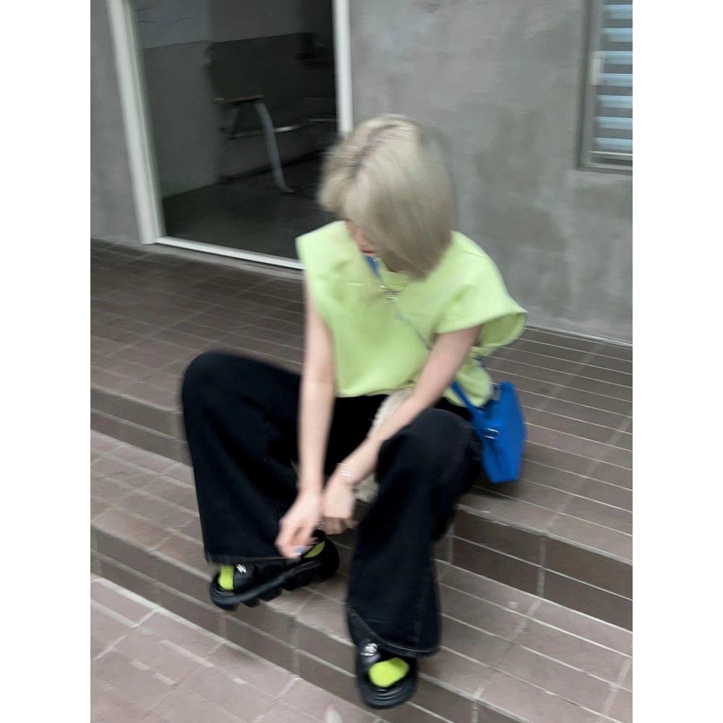 Áo Thun Nữ Không Tay Thêu Chữ Thời Trang Năng Động