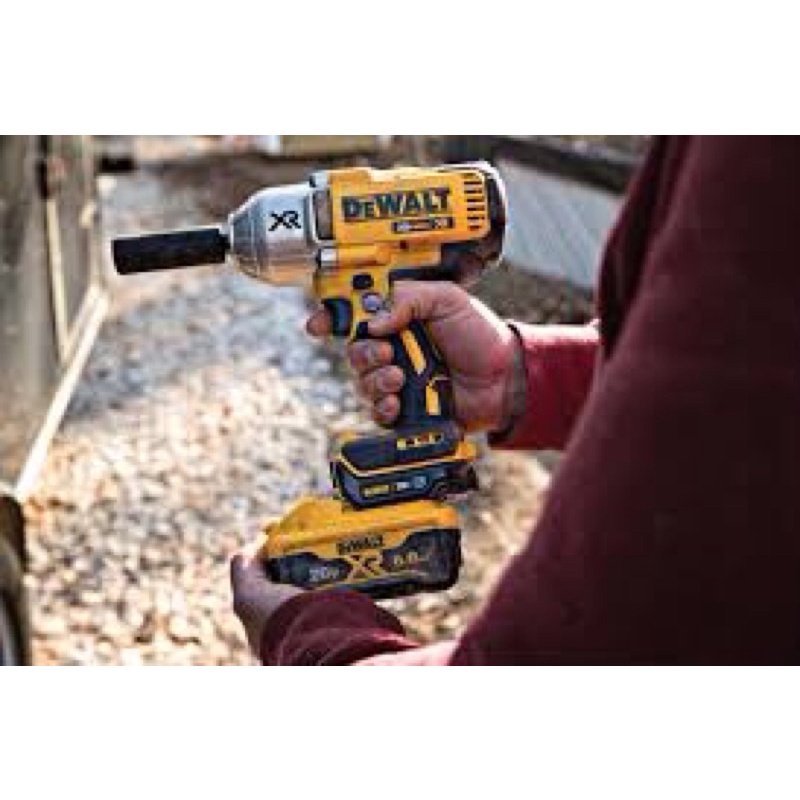 DEWALT máy siết bulong DCF900