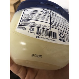 sáp dưỡng ẩm Vaseline 368g