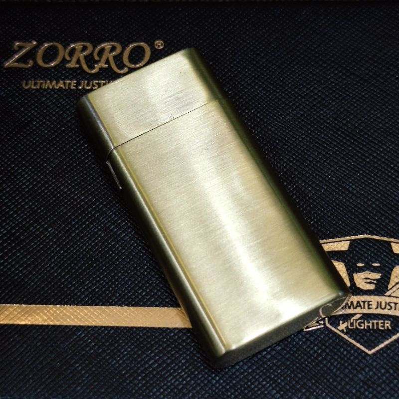 вậт ℓửα нộт -qυẹт- zιρρσ đồng Zorro mỏng bỏ túi bản Classic cổ - siêu tiết kiệm