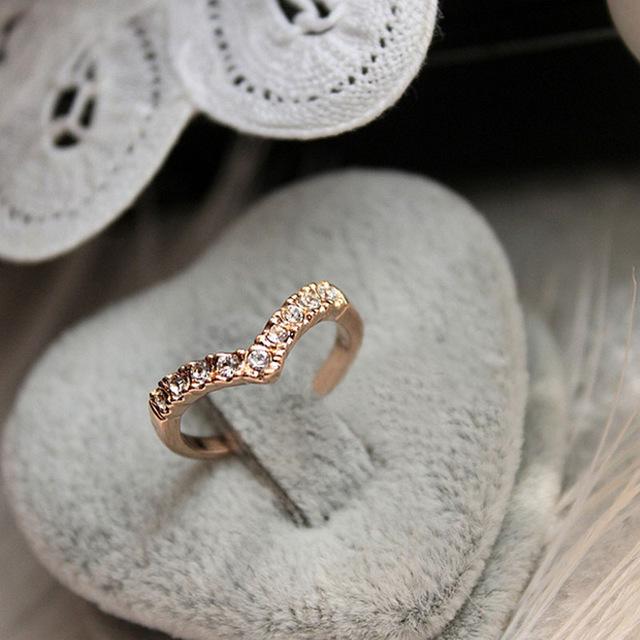 korean style V shape Ring for women rhinestone gold ring wedding gifts