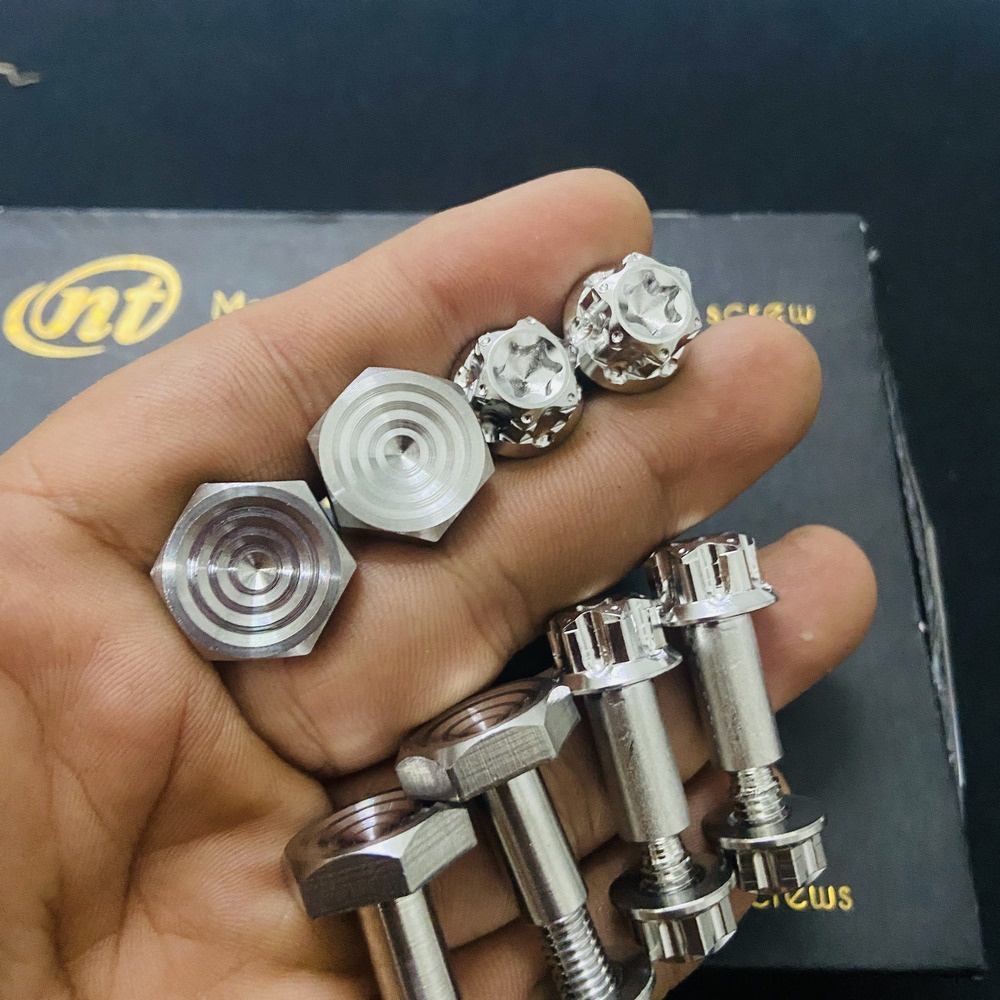 ỐC CỐT THẮNG TAY INOX KÈM TÁN SALAYA 8LY TRANG TRÍ XE WAVE, WINNER, EXCITER, SATRIA