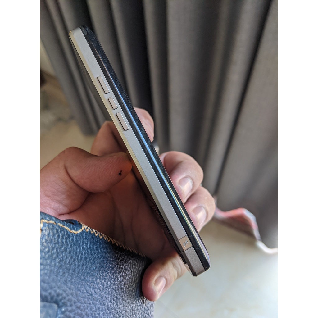 Điện thoai 9983 main Q10 Blackberry đẹp