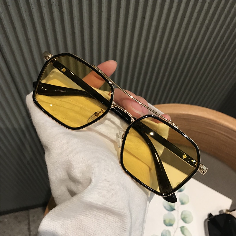 Kính mát gọng đen phong cách Hàn Quốc cho nam