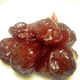 Ô mai mận khía