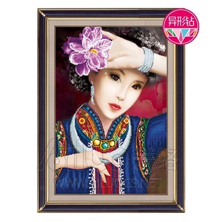Tranh đính đá thành phẩm cô gái tây bắc 65x40cm ah71820
