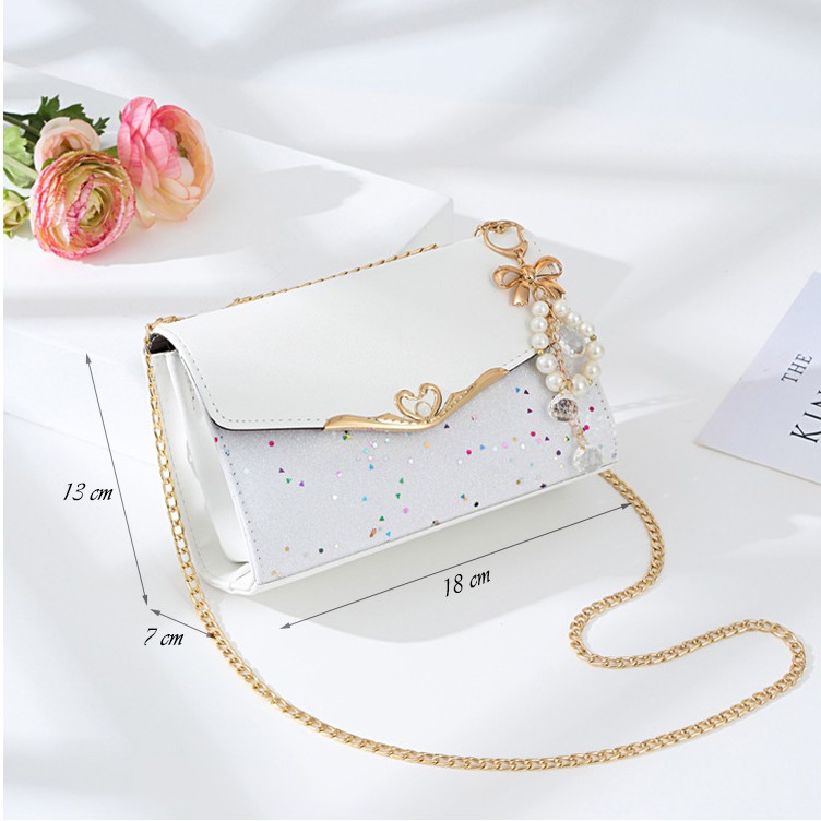 Túi Đeo Chéo T04 Khóa Ngỗng Màu Trắng