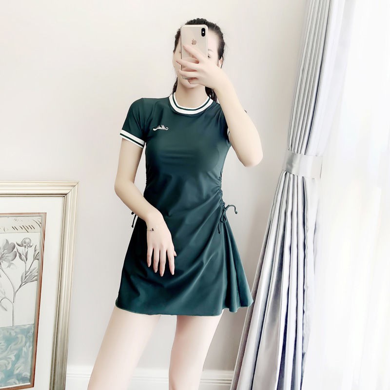 Bộ Đồ Bơi Hai Mảnh Thời Trang Hàn Quốc 2021 | BigBuy360 - bigbuy360.vn