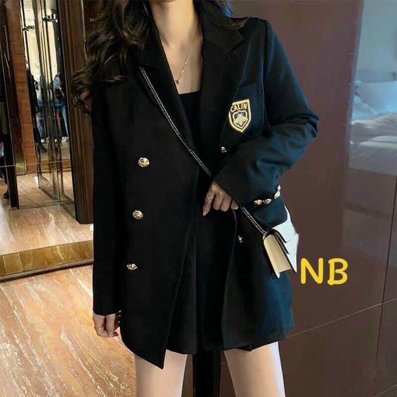 Áo vest thêu huy hiệu