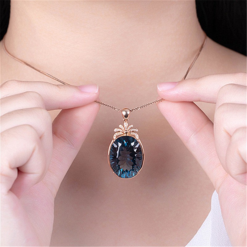 Mặt Dây Chuyền Hình Cây Dừa Đính Đá Topaz Xanh