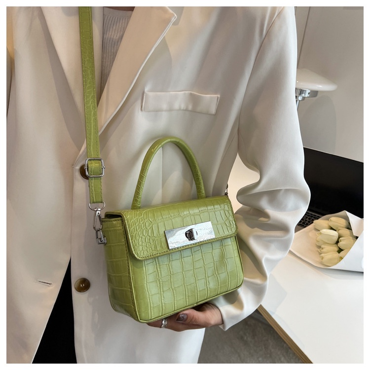 Túi Đeo Chéo Vuông Nhỏ Họa Tiết Da Cá Sấu Thời Trang Hàng Mới 2022 Dành Cho Nữ