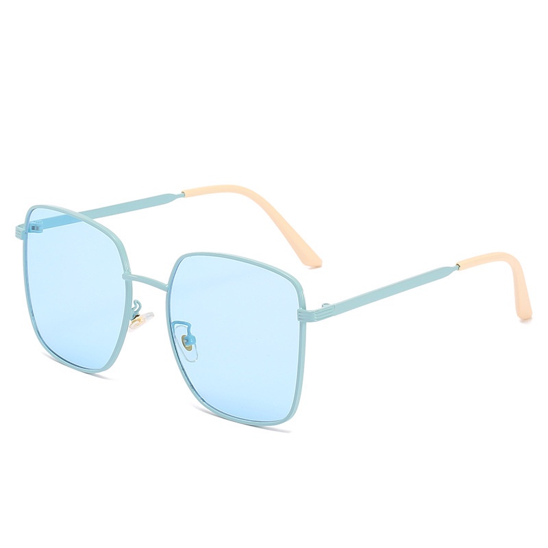 Kính Mát Vuông Đại Dương