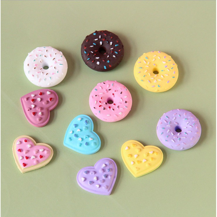 Charm bánh donut rắc cốm đường cho các bạn trang trí vỏ ốp điện thoại, nhà búp bê, DIY