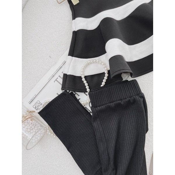 SET ÁO ỐNG SỌC BÈO + QUẦN LEGGING ĐEN