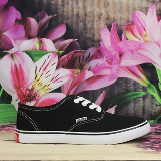 Giày Van Classic Vải canvas Nữ Màu Đen Trắng