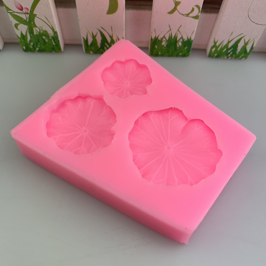 Khuôn silicon Lá Sen  làm bánh rau câu 4D