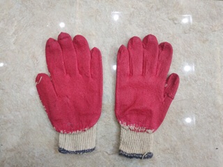 Gang tay bảo hộ sơn đỏ
