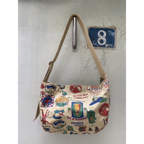 Túi canvas vintage in hình nổi bật
