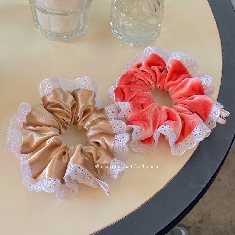 Đồ buộc tóc scrunchies nhung phối ren thiết kế✨