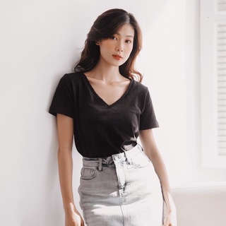 Áo thun basic V cổ Tim ZR  cotton sượt organic