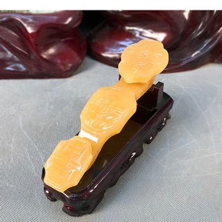 Gậy như ý ngọc hoàng long ( kèm đế gỗ -   )