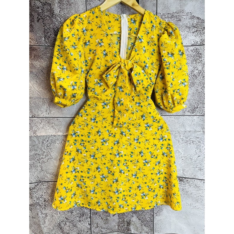 Váy hoa thắt nơ tay phồng có video sản phẩm | BigBuy360 - bigbuy360.vn