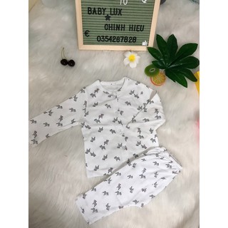 Bộ cotton sơ sinh cài cúc size 3 month - 18 month. Có cả bé trai, bé gái, chất cotton mềm mịn, đẹp, mua nhiều giảm giá
