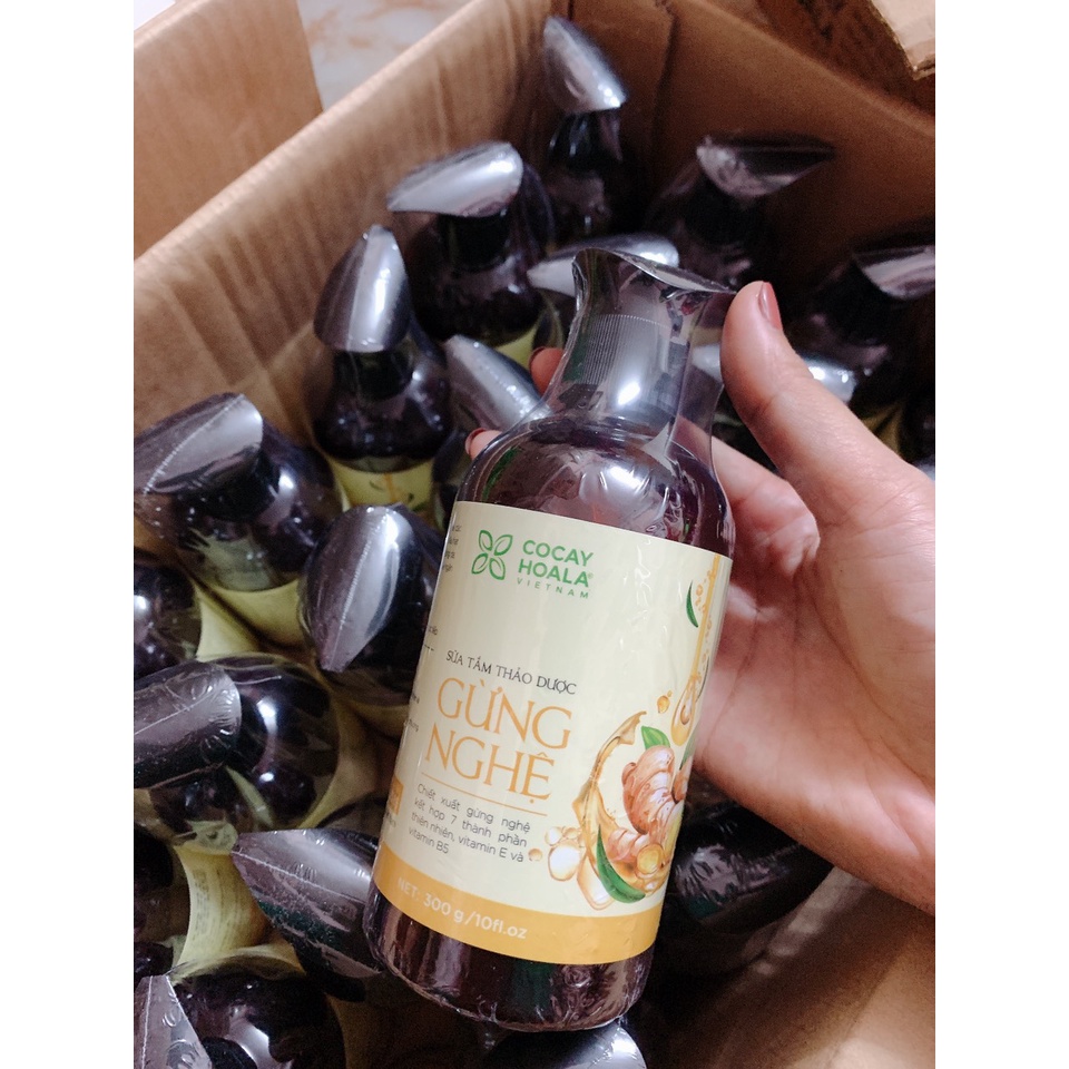 Chai Lớn 500gr - Sữa Tắm Thảo Dược Gừng Nghệ Trắng Da Giảm Mụn Thâm Giữ Ấm Cơ Thể Cỏ Cây Hoa Lá