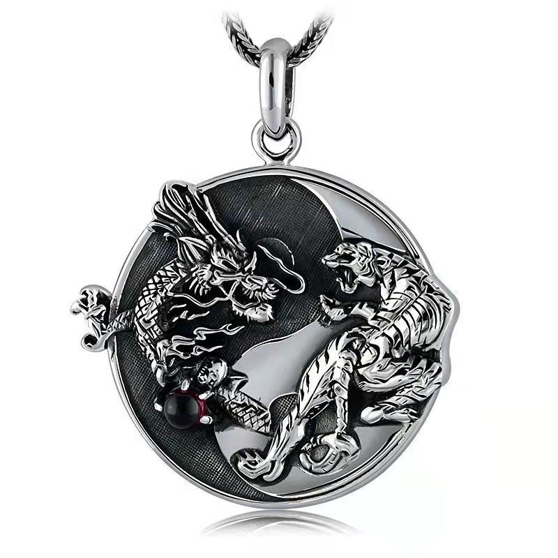 Vòng cổ Mặt Thẻ Tròn Hình Rồng Sư Tử Phong Cách Cổ Điển Truyền Thống Sáng Tạo Cho Nam