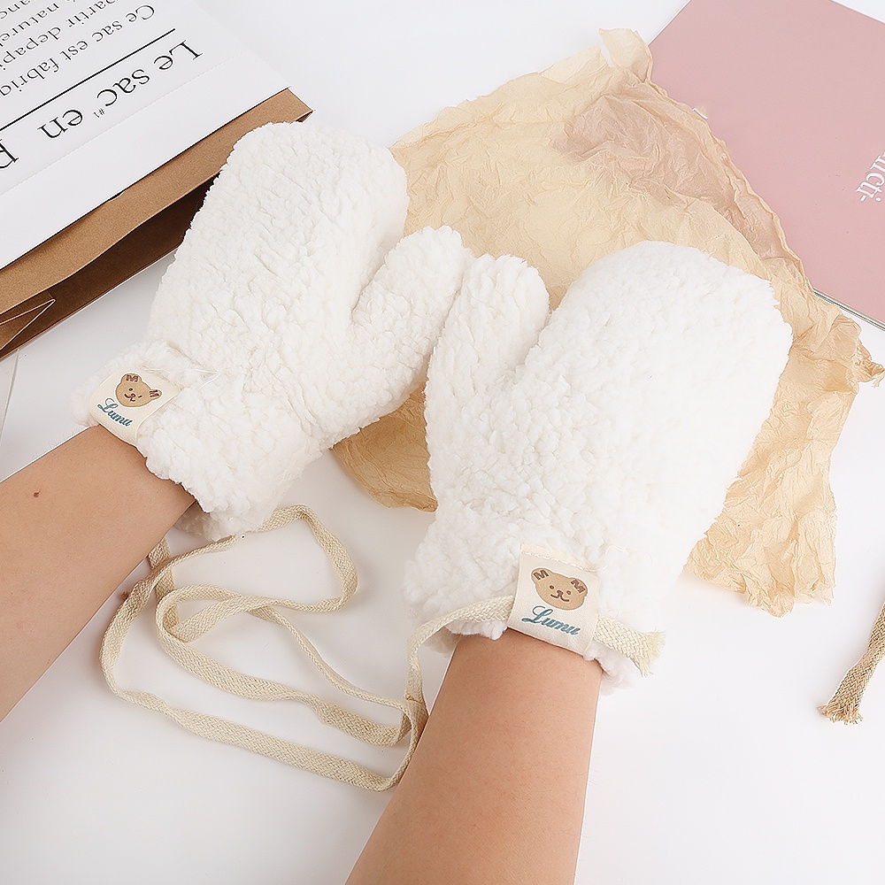 Găng Tay Vải Lông Xù Dày Dặn Mềm Mại Hình Gấu Dễ Thương Chống Gió Giữ Ấm Mùa Đông Làm Quà Sinh Nhật Cho Học Sinh