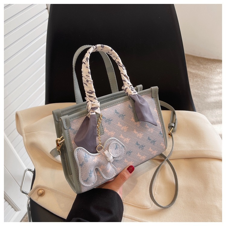 Túi Đeo Vai In Họa Tiết Độc Đáo Thời Trang Cho Nữ