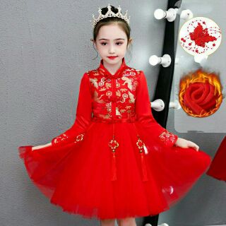 Váy cách tân cổ tàu