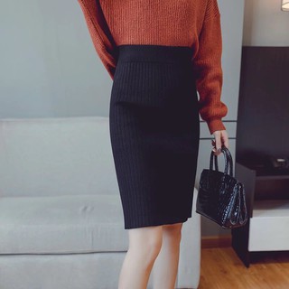 Chân váy len bút chì, cạp cao