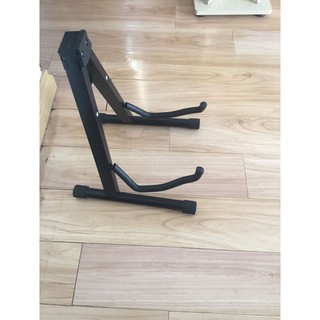 Chân đàn guitar chữ A