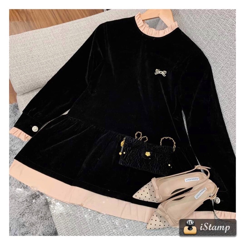 VÁY NHUNG PHỐI BÈO DÁNG SUÔNG