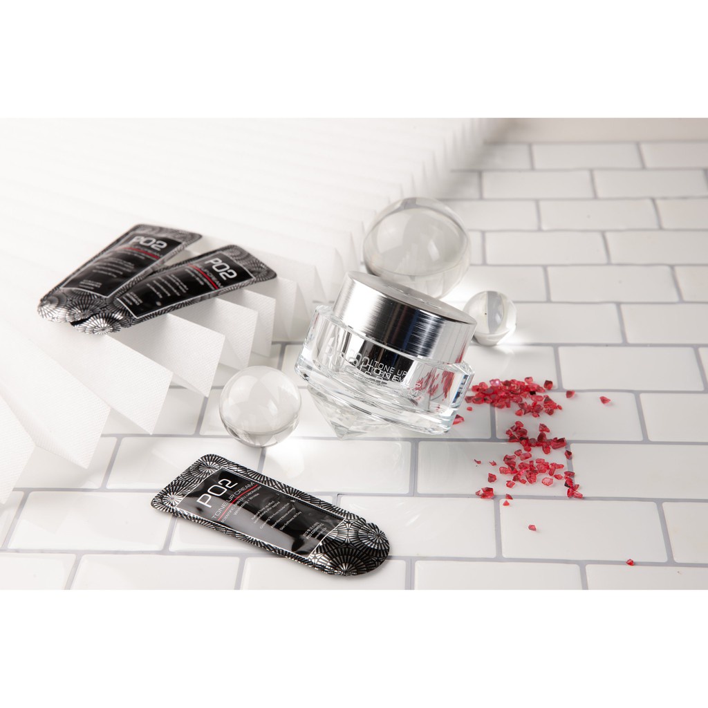 SAMPLE Kem Kích Trắng Váng Sữa Orôche Po2 Tone Up Cream 3g