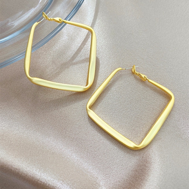 Khuyên Tai Kim Loại Hình Vuông Phong Cách Hàn Quốc Thời Trang