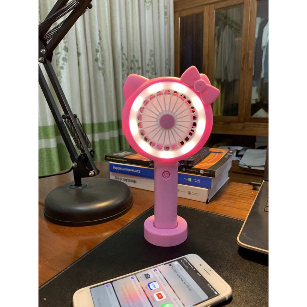 Quạt mini cầm tay Hello Kitty có dây sạc USB