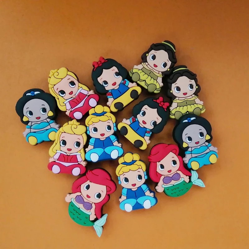 Phim hoạt hình disney anime jibbitz cho crocs nàng tiên cá công chúa jibbits charm ariel snow white jibitz crocks kids shoes phụ kiện giày bùa trang trí ghim