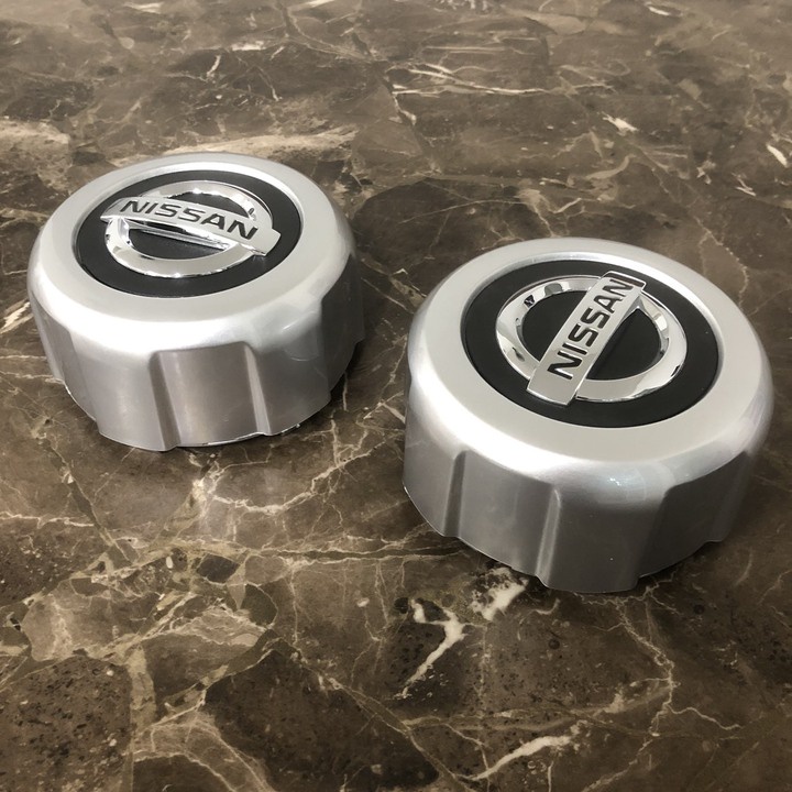Logo chụp mâm, ốp lazang bánh xe ô tô Nissan, đường kính chân cài 12cm, cao 5cm, chất liệu nhựa ABS