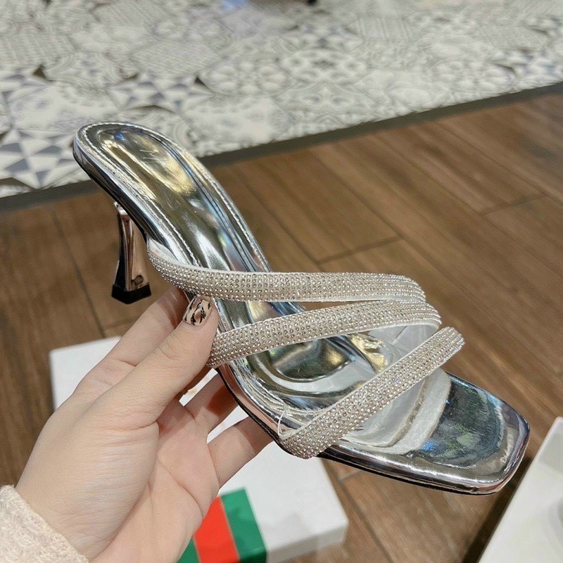 Guốc quai đá nổi 3 dây vát da bóng gót nhọn - 7P