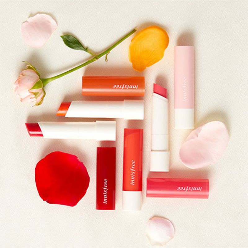 Son dưỡng môi có màu Innisfree Glow Tint Lip Balm