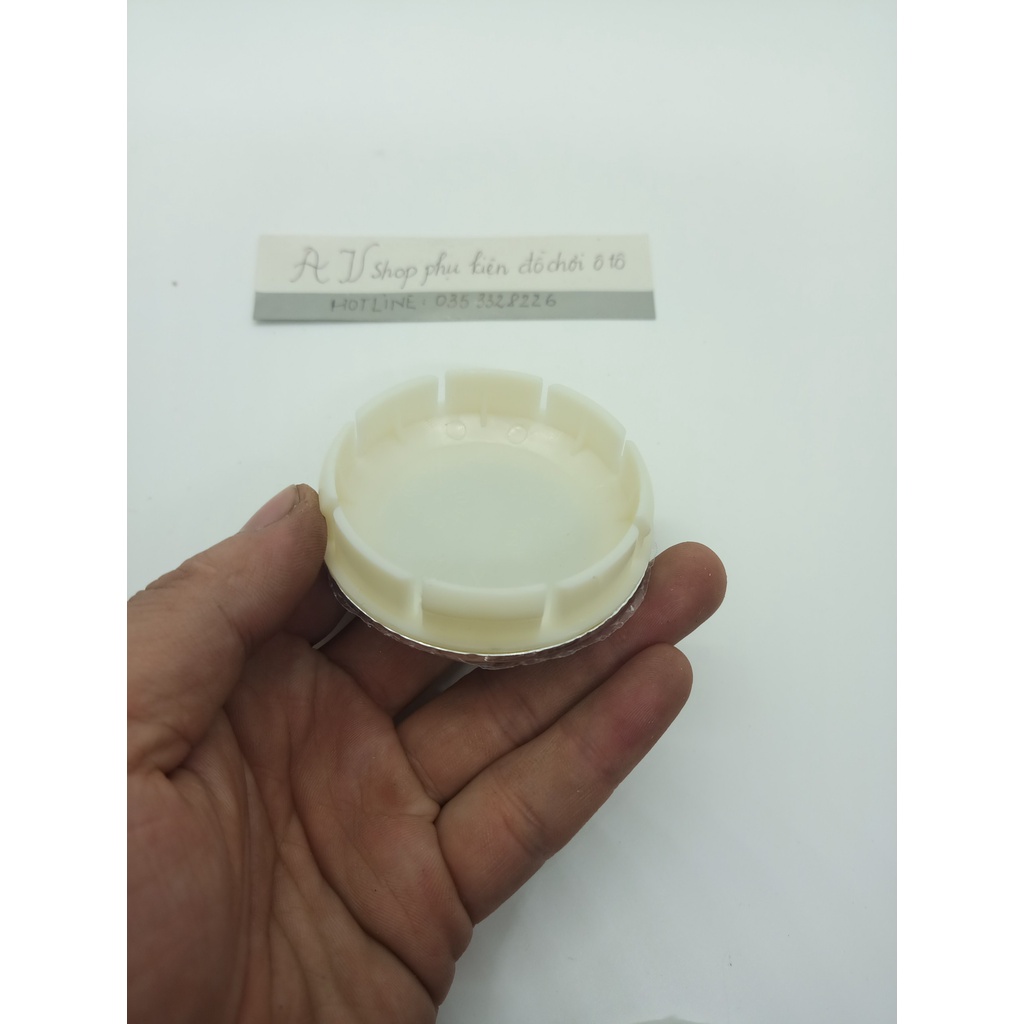 Logo chụp mâm bánh xe ô tô Chevrolet có đường kính lỗ lắp 63mm