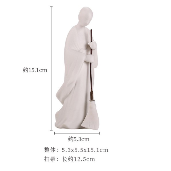 Tượng vô diện quét chùa