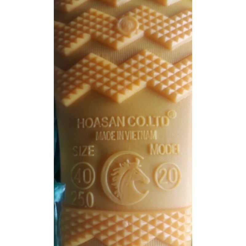 Quần ủng rằn ri lội nước bảo hộ lao động (đế vàng) Hoa San | BigBuy360 - bigbuy360.vn